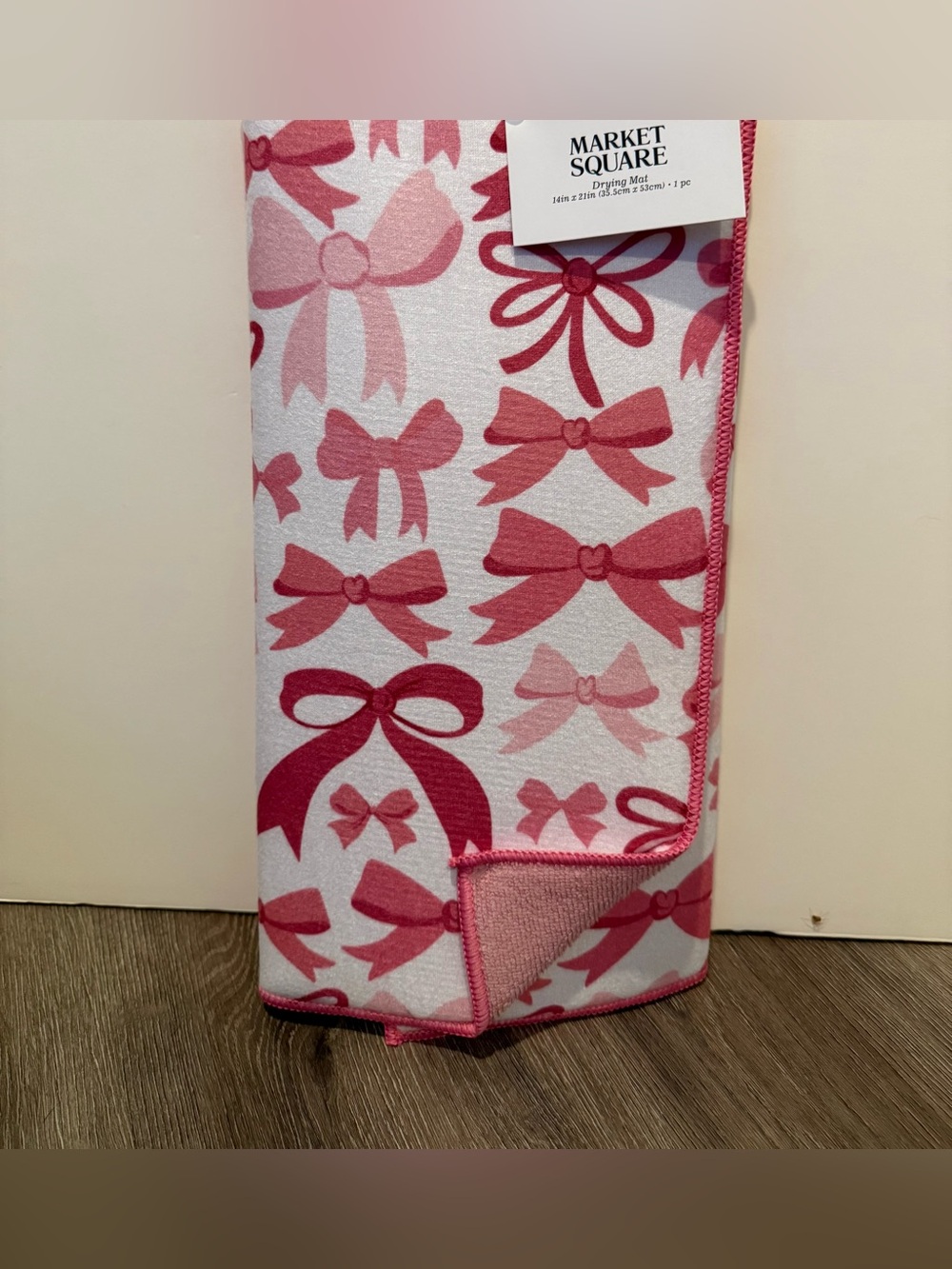 Pretty in Pink Bow Drying Mat- NWT